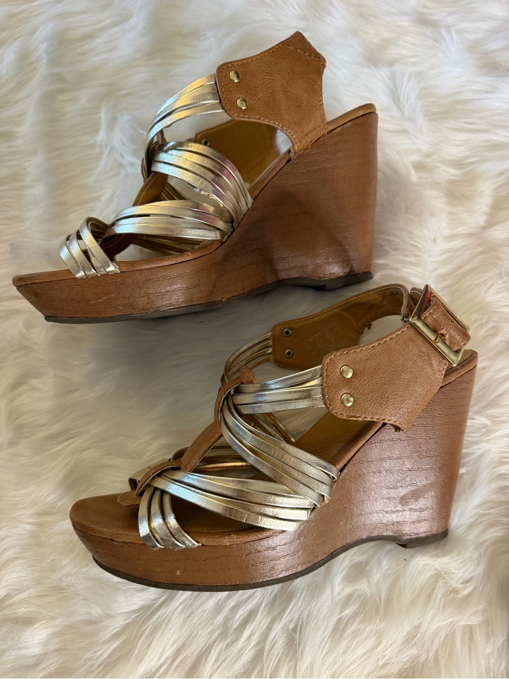 SM New York Silver Strappy Wedge with Tan Leather
